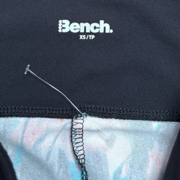 Bench, Abstract Sport Leggings, XS, Black, Pink & Blue πββοΈββ‘οΈ - Picture 3 of 9